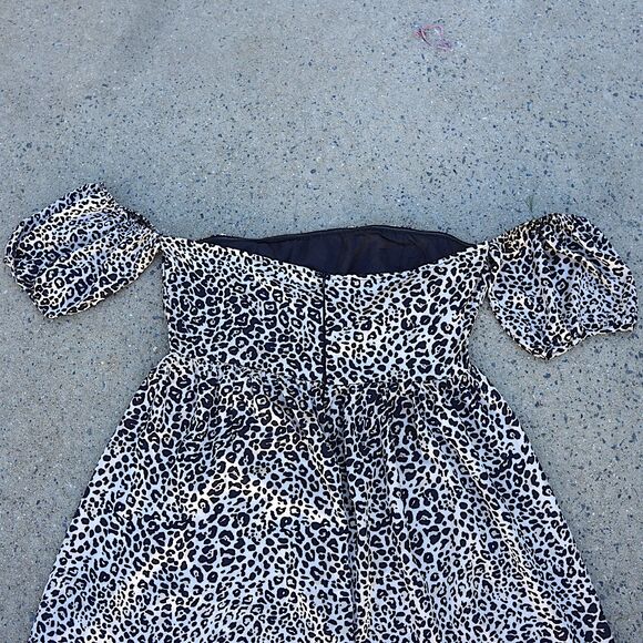 PrettyLittleThing Leopard Off Shoulder Maxi Dress w/ Thigh Slit | Size 12 - Picture 11 of 16